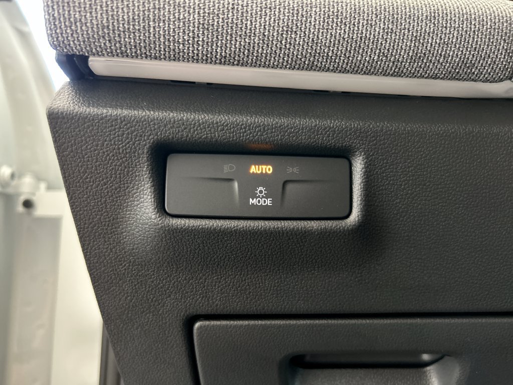 Certified 2026 Volkswagen Tiguan S FWD image 13