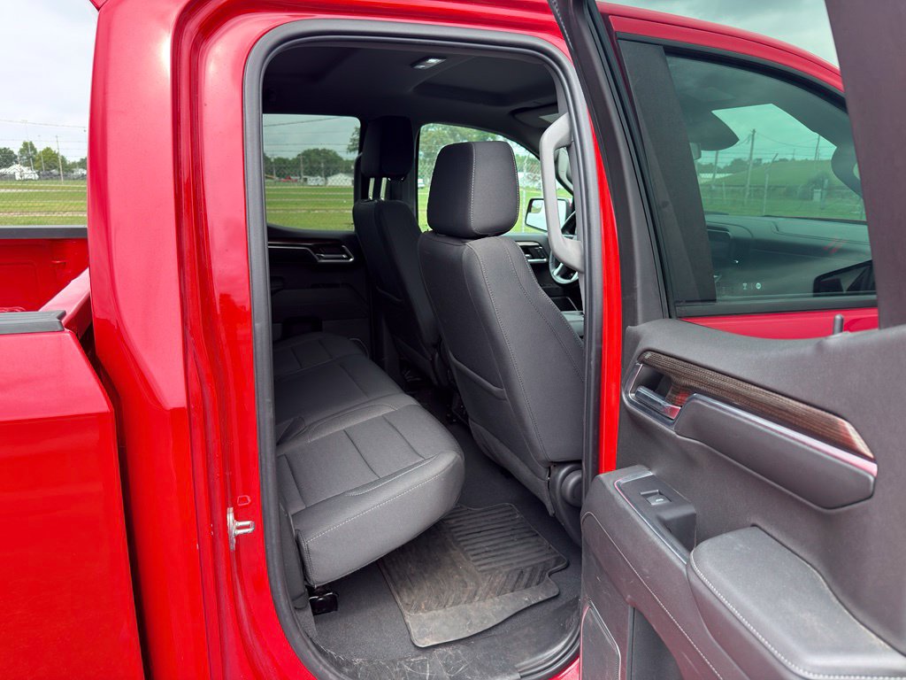 Used 2023 Chevrolet Silverado 1500 LT AWD/4WD image 30