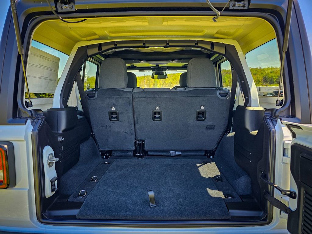 New 2026 Jeep Wrangler Unlimited Sport AWD/4WD image 31
