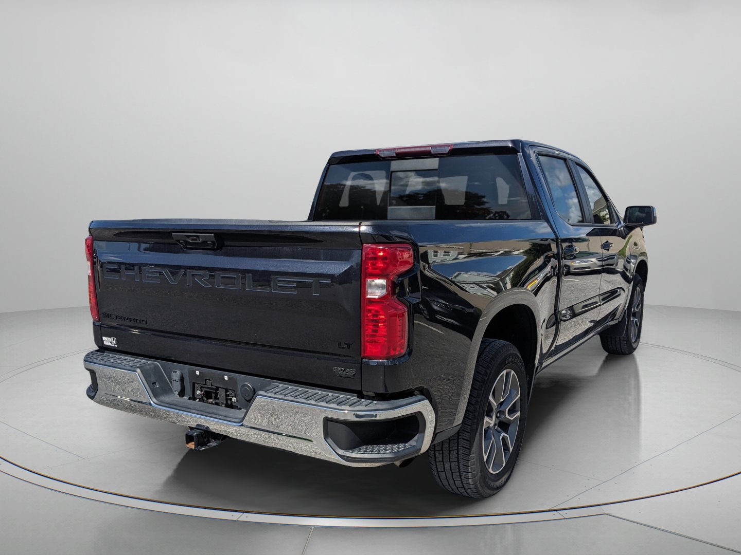 Used 2022 Chevrolet Silverado 1500 LT w/ All Star Edition Plus RWD image 9