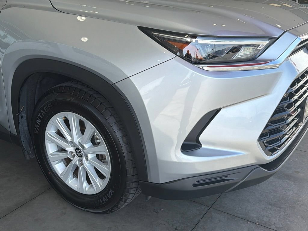 Certified 2024 Toyota Grand Highlander FWD image 9