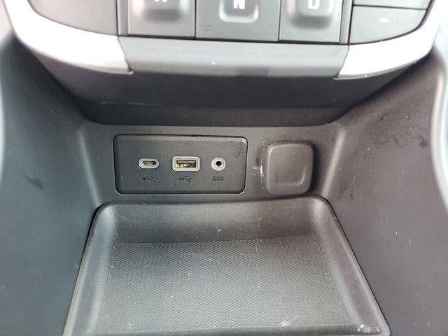 Used 2024 GMC Terrain SLE AWD/4WD image 27