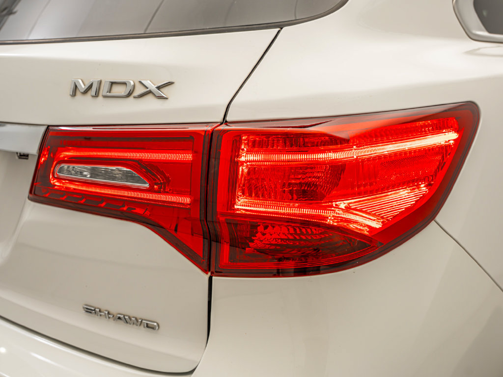 Used 2020 Acura MDX w/ Technology Package AWD/4WD image 9