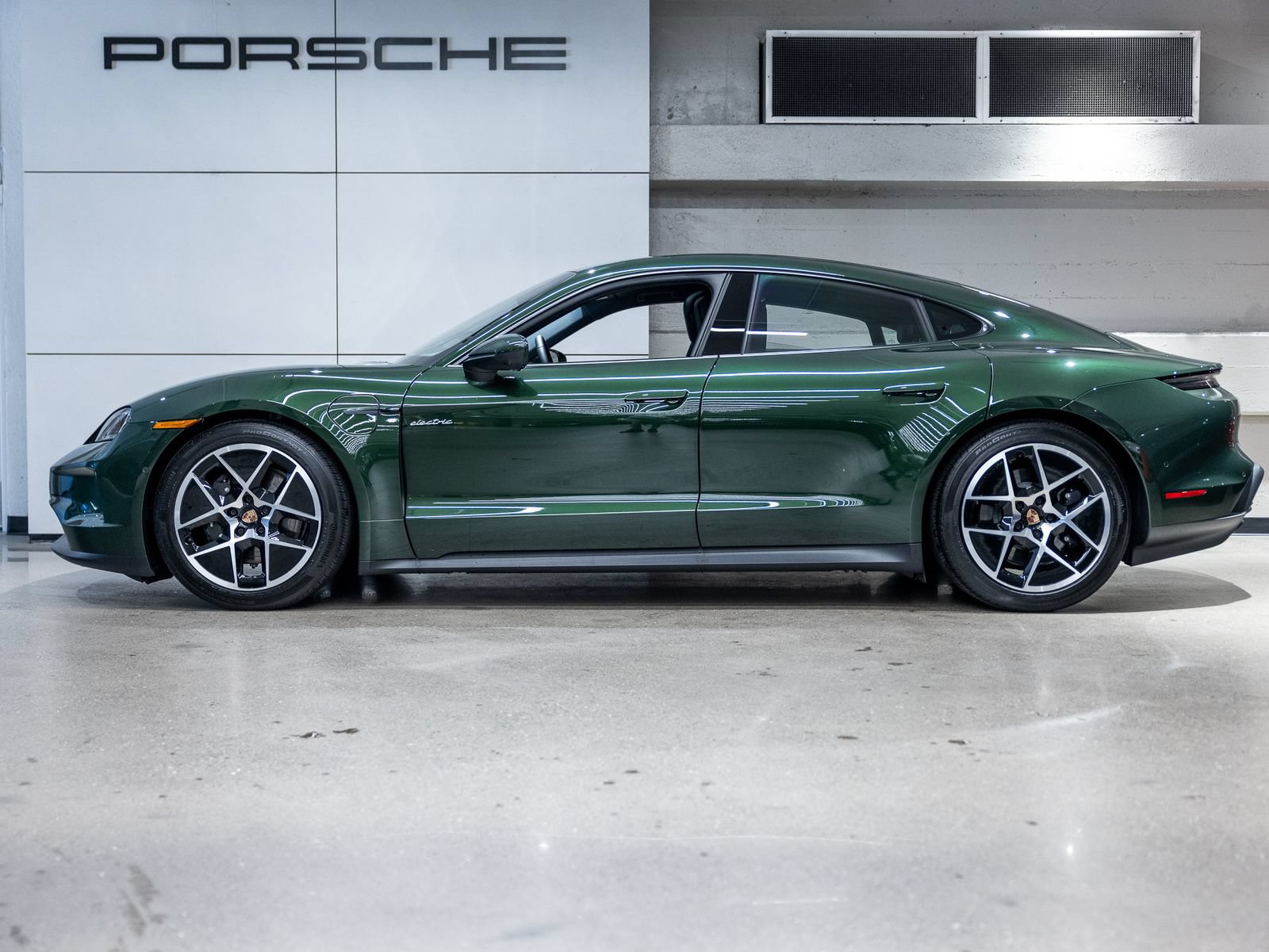 New 2026 Porsche Taycan AWD/4WD image 2
