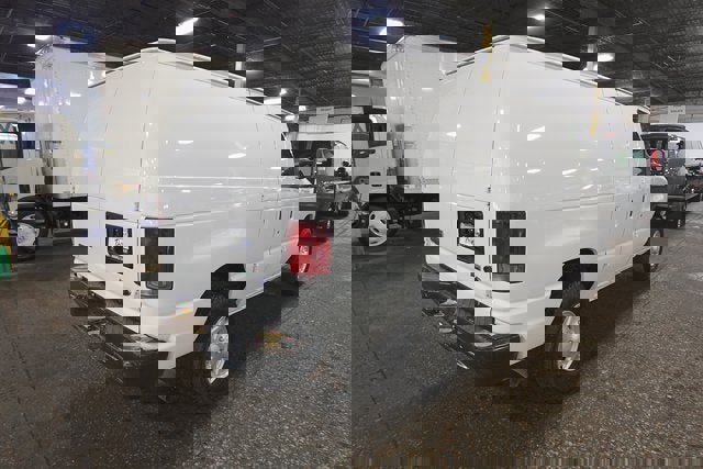 Used 2009 Ford E-350 and Econoline 350 Super Duty image 5