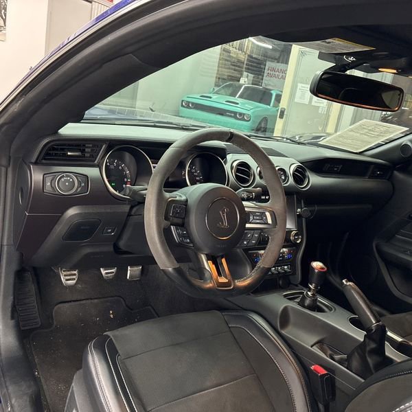 Used 2016 Ford Mustang Shelby GT350 w/ Technology Package image 3