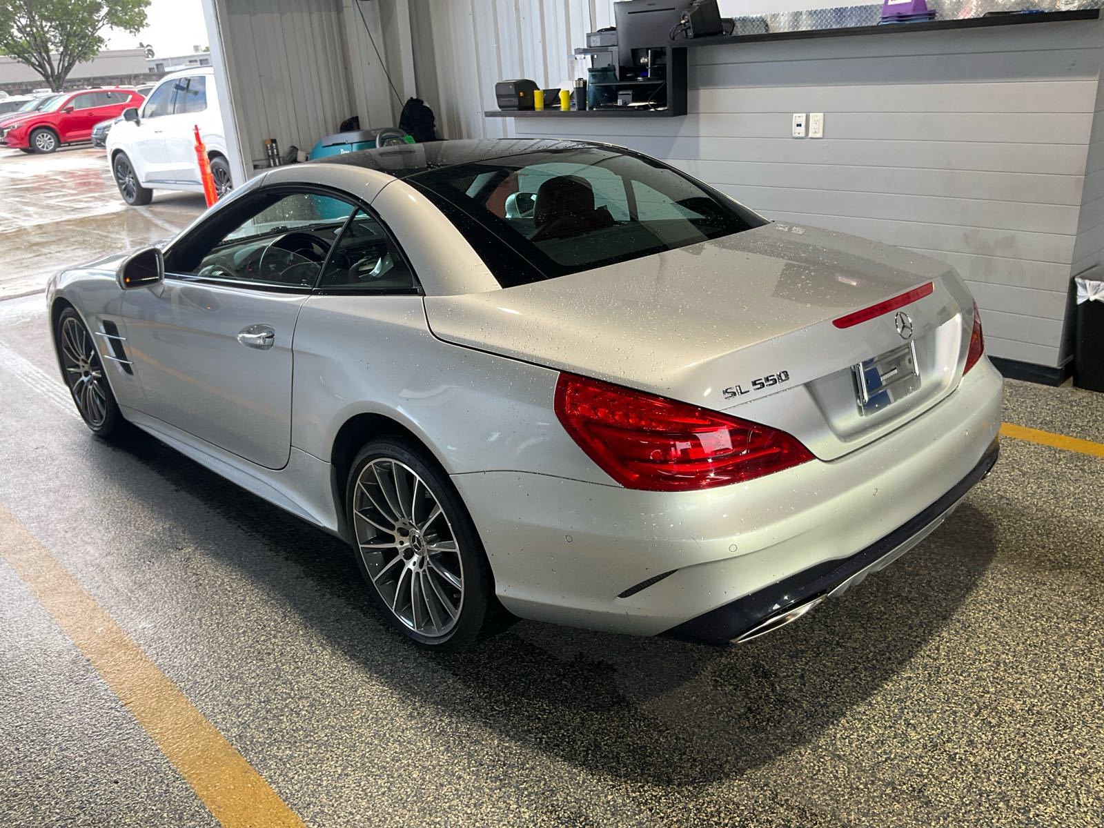 Used 2017 Mercedes-Benz SL 550 image 12