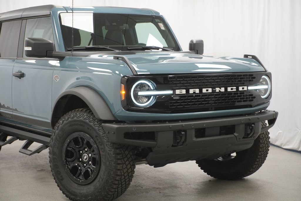 Used 2022 Ford Bronco Wildtrak AWD/4WD image 3