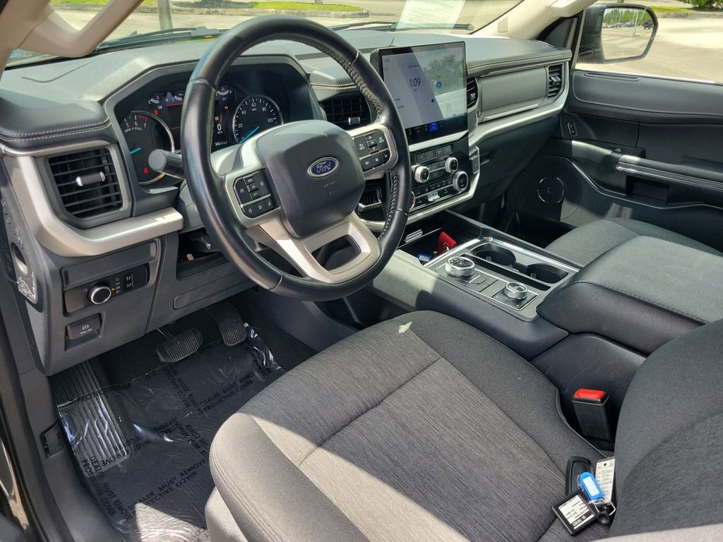 Used 2024 Ford Expedition Max XLT AWD/4WD image 19