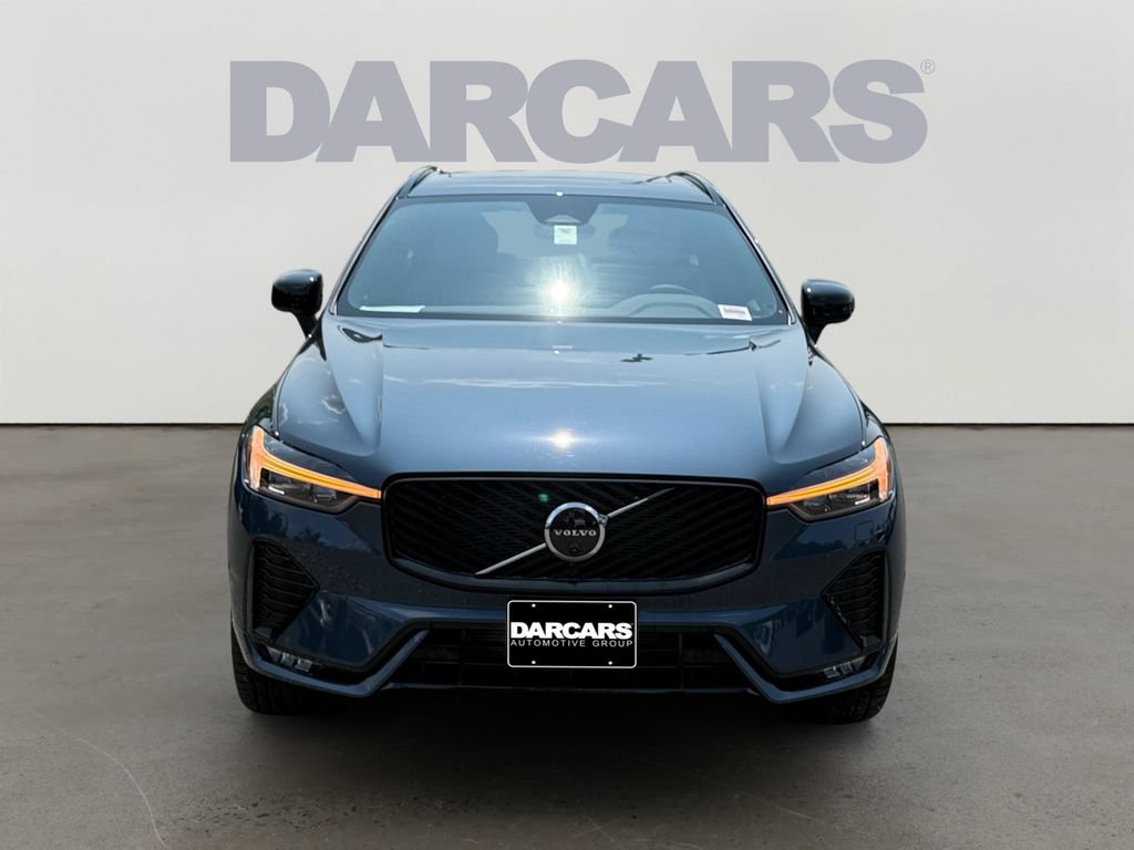 Certified 2026 Volvo XC60 B5 Plus w/ Climate Package AWD/4WD image 2