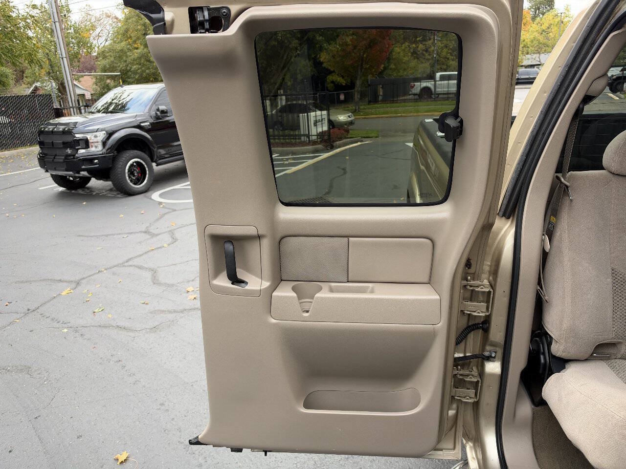 Used 2007 Chevrolet Silverado 2500 LT RWD image 15