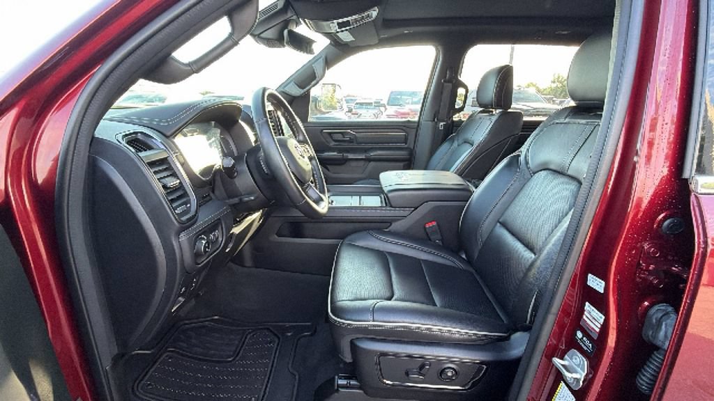 Used 2023 RAM 1500 Limited w/ Body Color Bumper Group AWD/4WD image 13