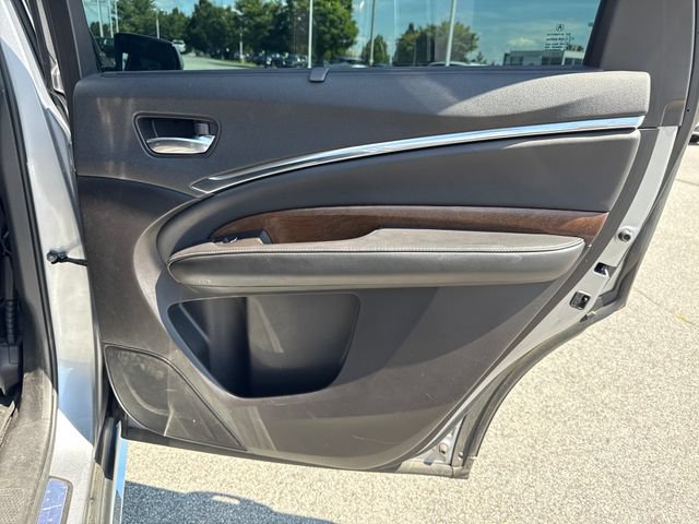 Used 2017 Acura MDX w/ Advance Package AWD/4WD image 16