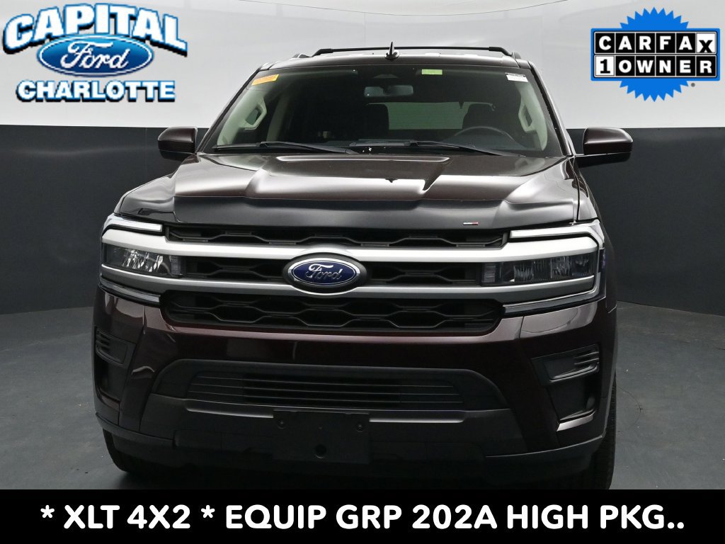 Used 2024 Ford Expedition XLT RWD image 2