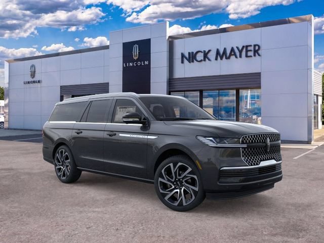 New 2026 Lincoln Navigator L Reserve AWD/4WD image 8