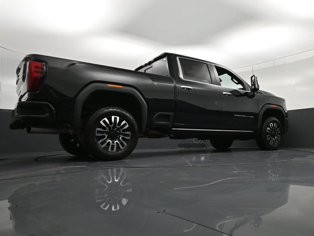 Used 2025 GMC Sierra 2500 Denali Ultimate AWD/4WD image 27