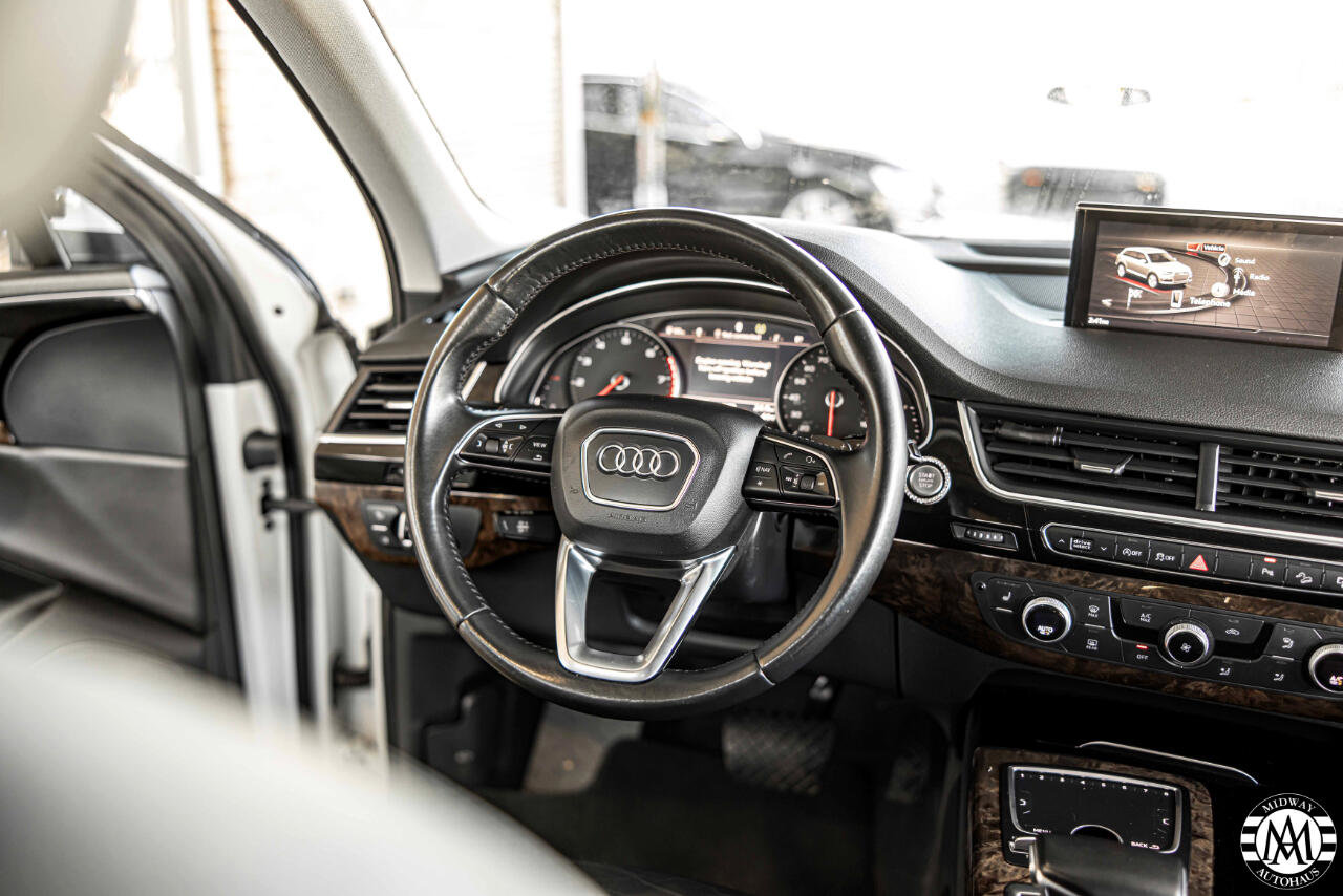 Used 2017 Audi Q7 3.0T Premium Plus image 39