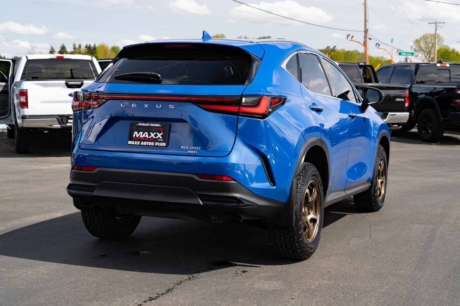 Used 2022 Lexus NX 350 AWD image 10