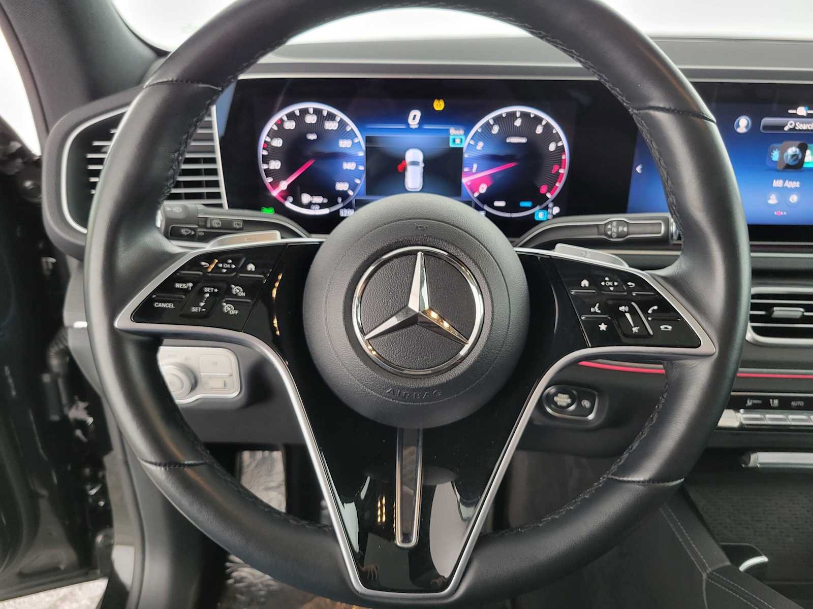 Used 2025 Mercedes-Benz GLE 350 4MATIC image 23