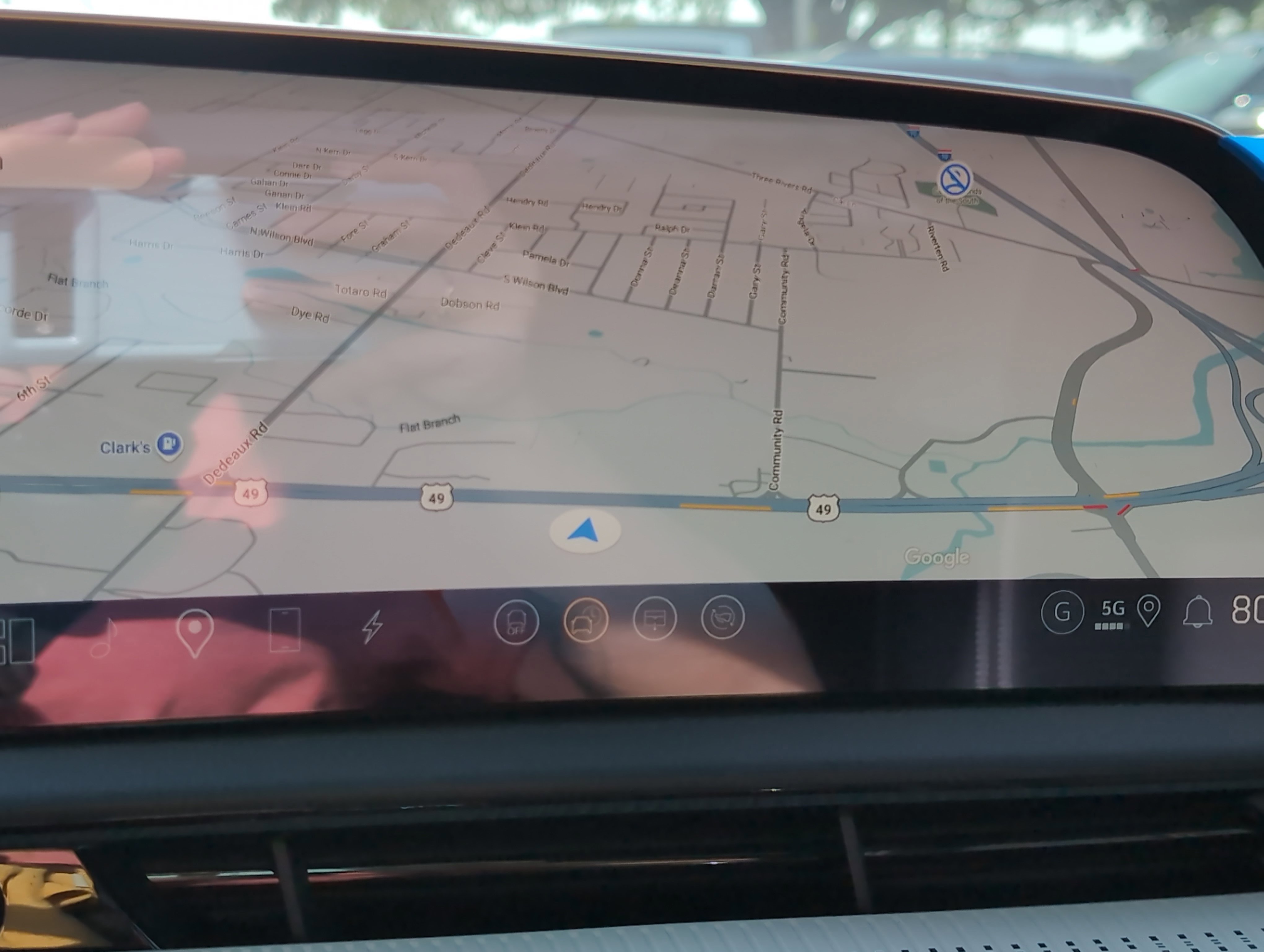 New 2025 Cadillac Optiq Luxury 1 image 13