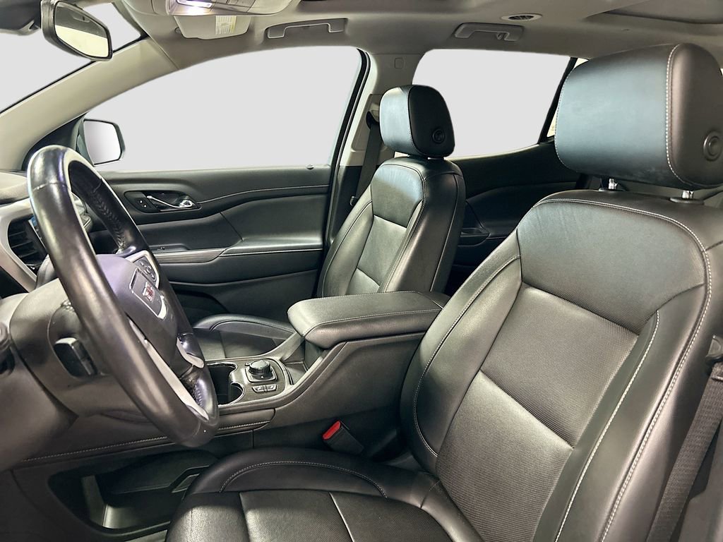 Used 2021 GMC Acadia SLT w/ Elevation Edition image 21