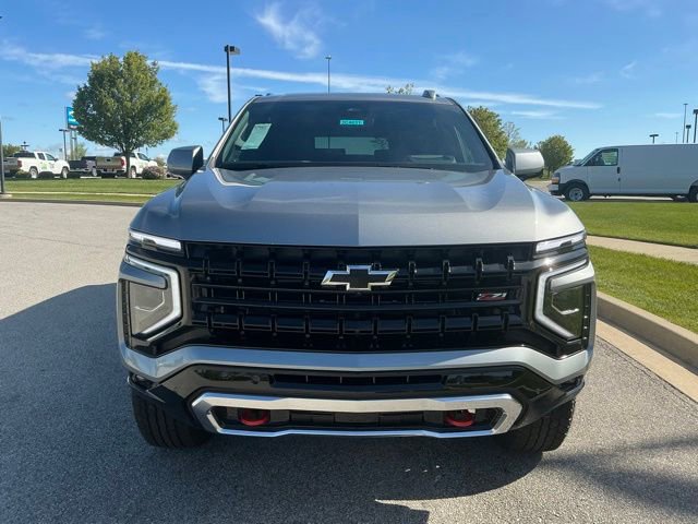 New 2026 Chevrolet Suburban Z71 w/ Z71 Off-Road Package AWD/4WD image 9