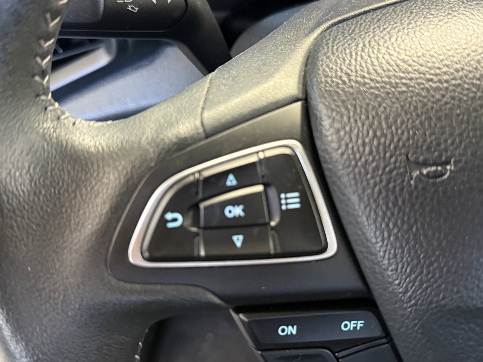Used 2020 Ford EcoSport SES w/ Interior Protection Package AWD/4WD image 16