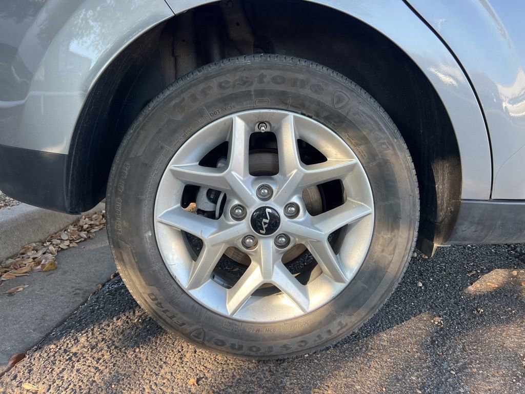 Used 2024 Kia Soul LX w/ Option Group 015 image 9