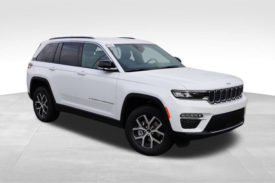 New 2025 Jeep Grand Cherokee Limited w/ Trailer Tow Package image 1
