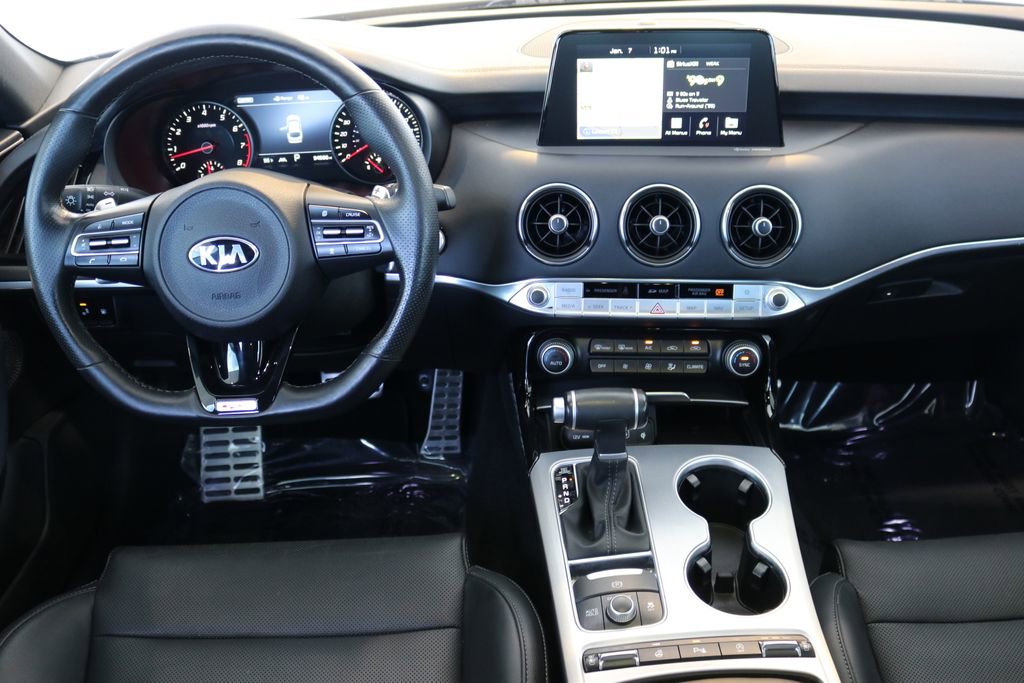 Used 2020 Kia Stinger GT1 image 21