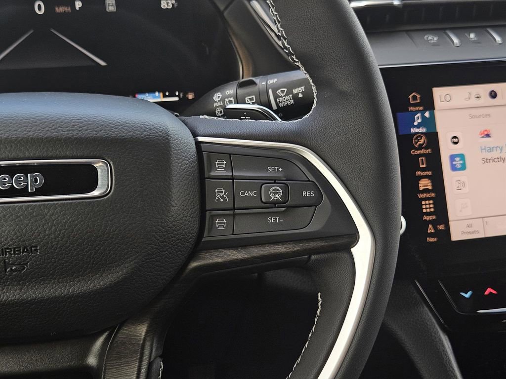 New 2026 Jeep Grand Cherokee L Laredo image 16