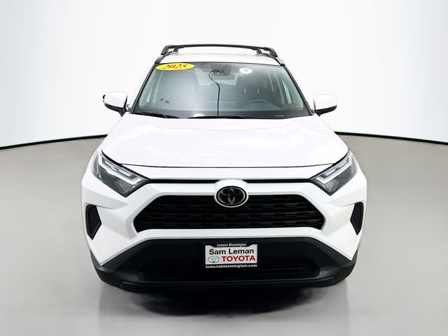 Used 2025 Toyota RAV4 XLE image 2
