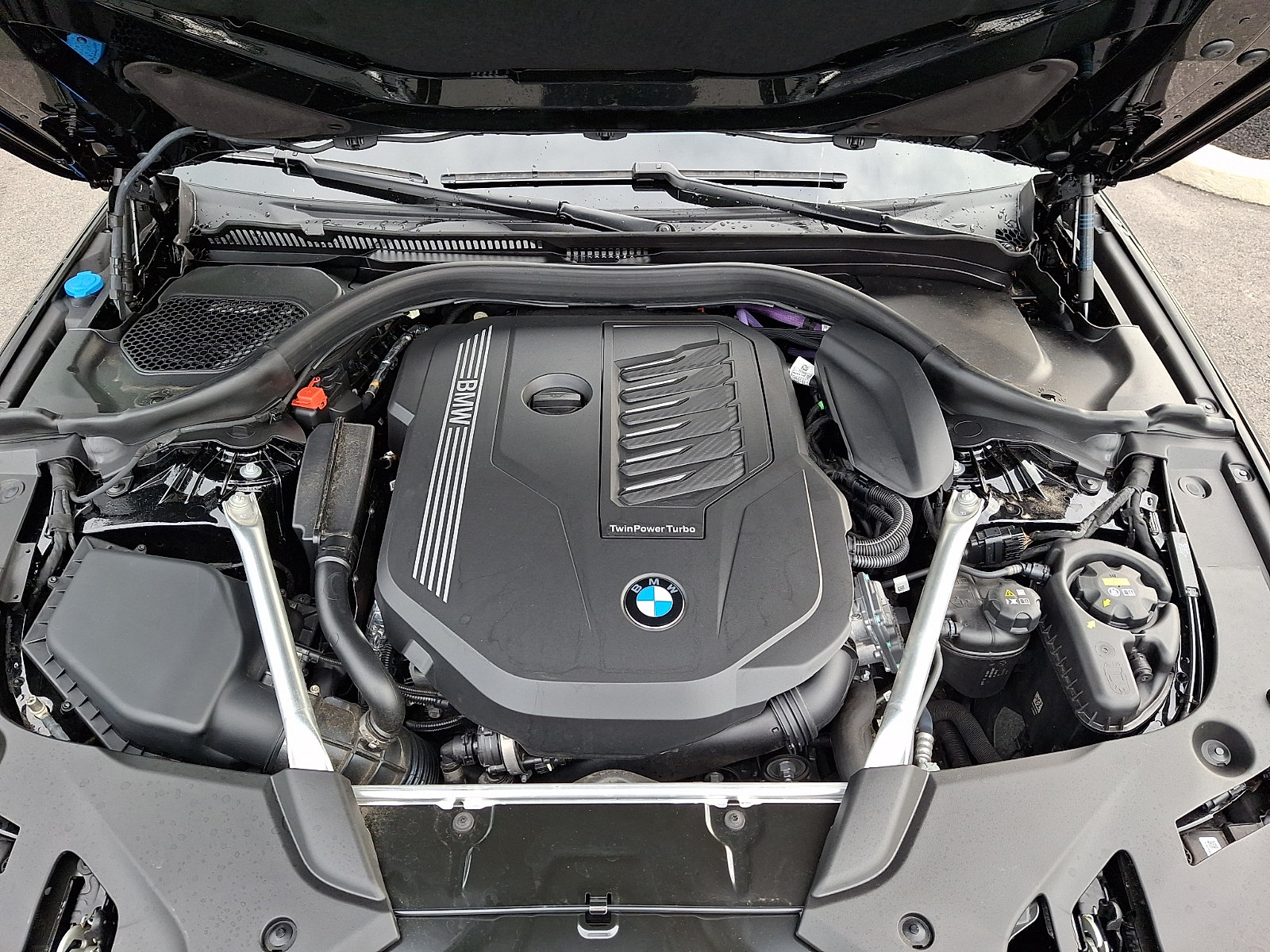 Used 2023 BMW 540i xDrive w/ M Sport Package AWD/4WD image 30