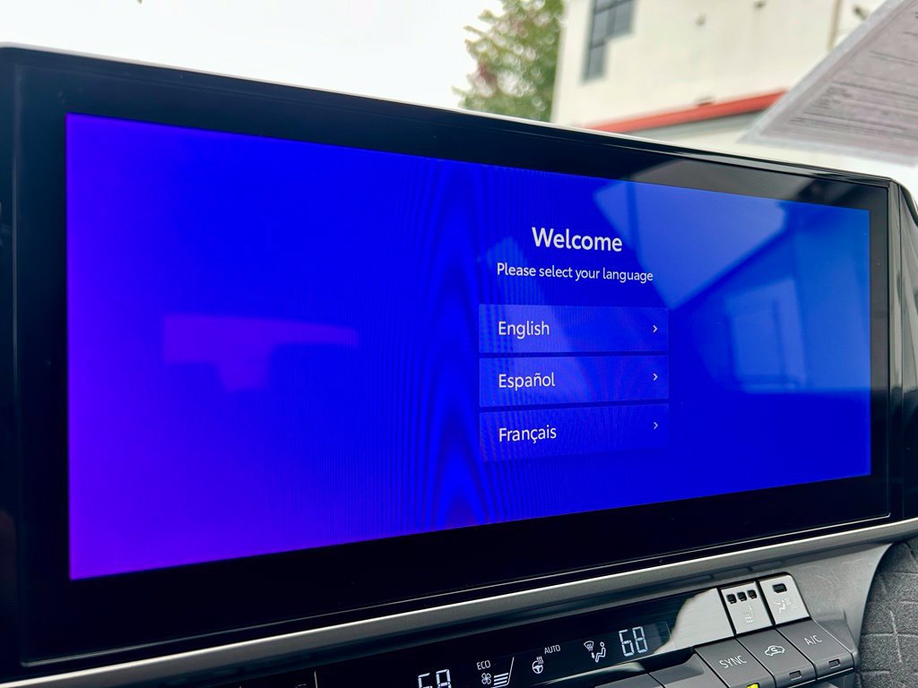Certified 2025 Toyota Camry XLE FWD image 22