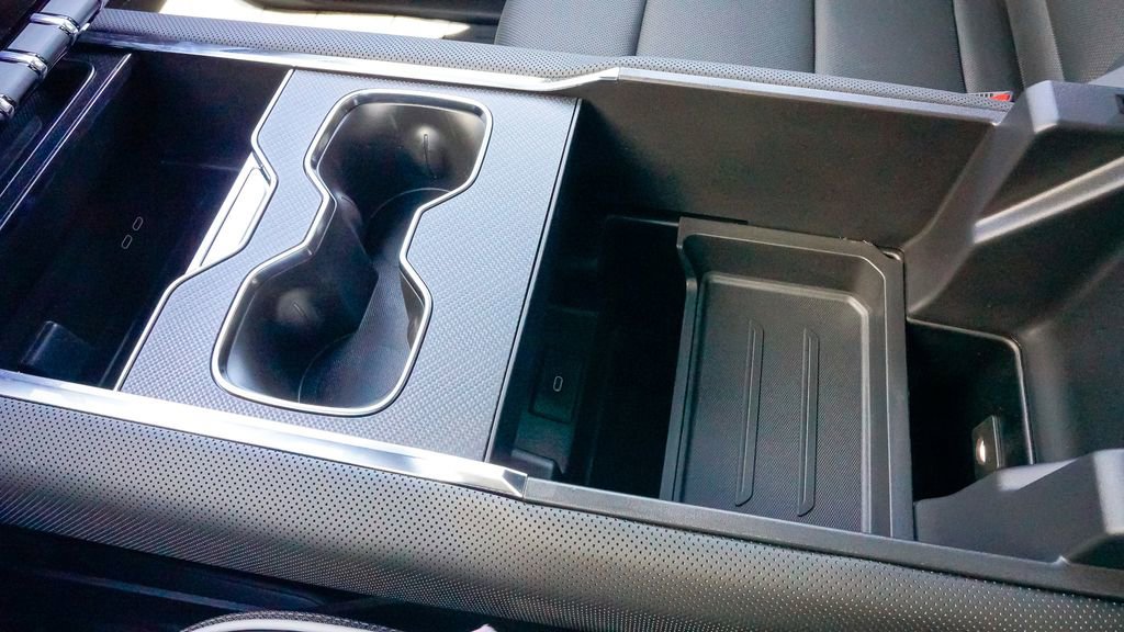 Used 2026 GMC Sierra EV Elevation image 19