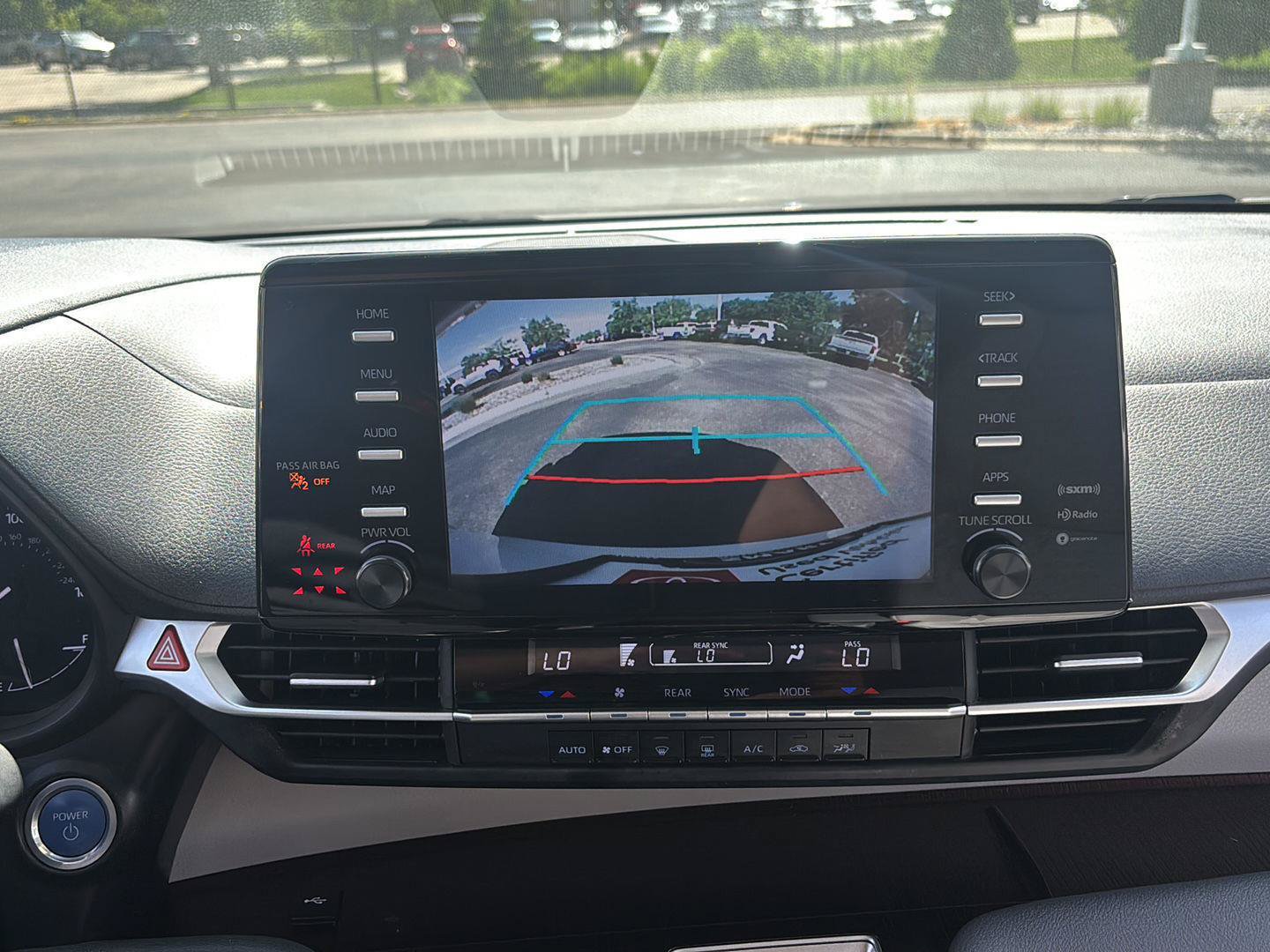 Used 2023 Toyota Sienna LE AWD/4WD image 33