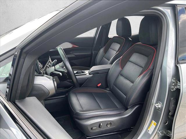 Used 2025 Chevrolet Equinox EV RS FWD image 27