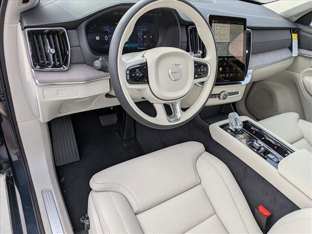 New 2026 Volvo XC90 B6 Ultra w/ Protection Package image 3