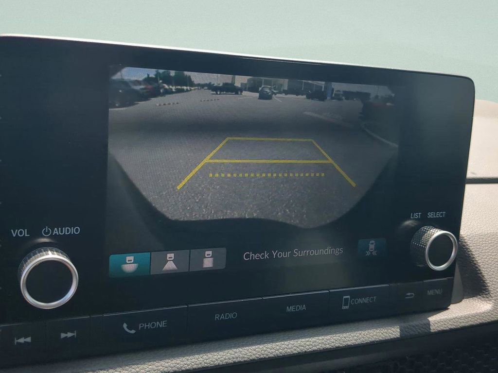 Used 2025 Honda CR-V EX image 18