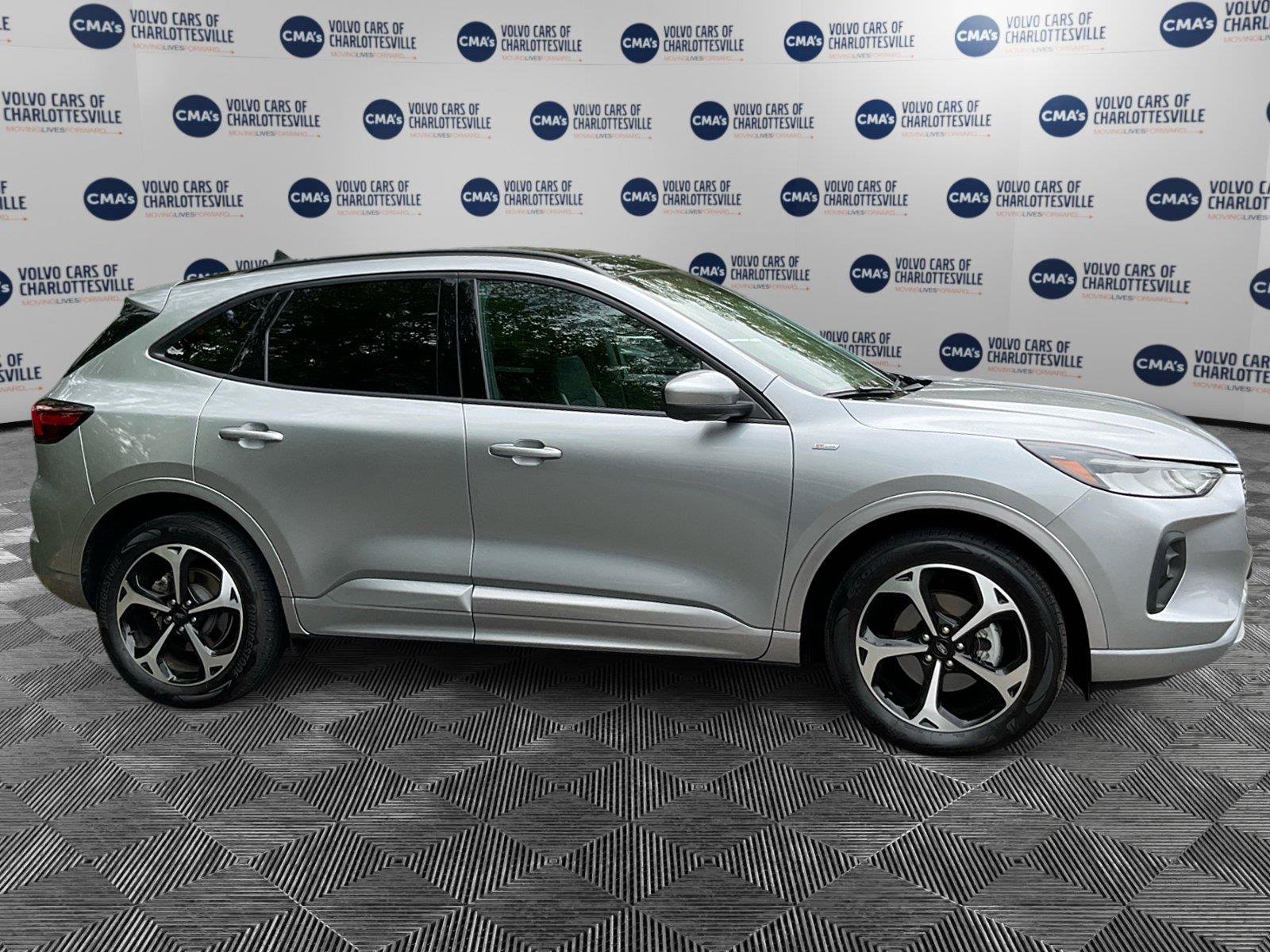 Used 2024 Ford Escape ST-Line Select w/ Tech Pack #2 AWD/4WD image 6
