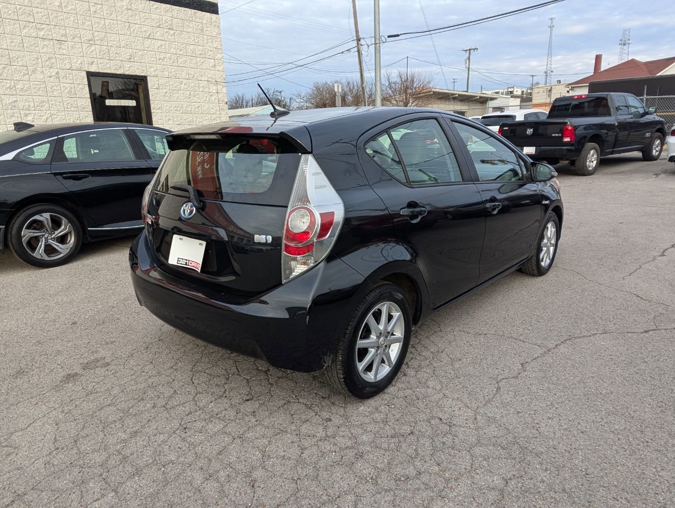 Used 2014 Toyota Prius C Four image 6
