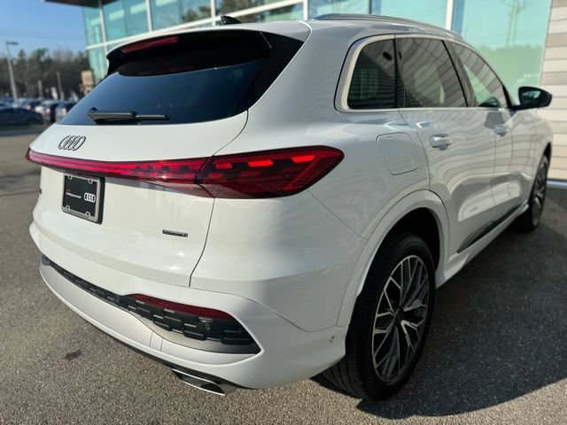 Certified 2025 Audi Q5 Premium w/ Premium Plus AWD/4WD image 5