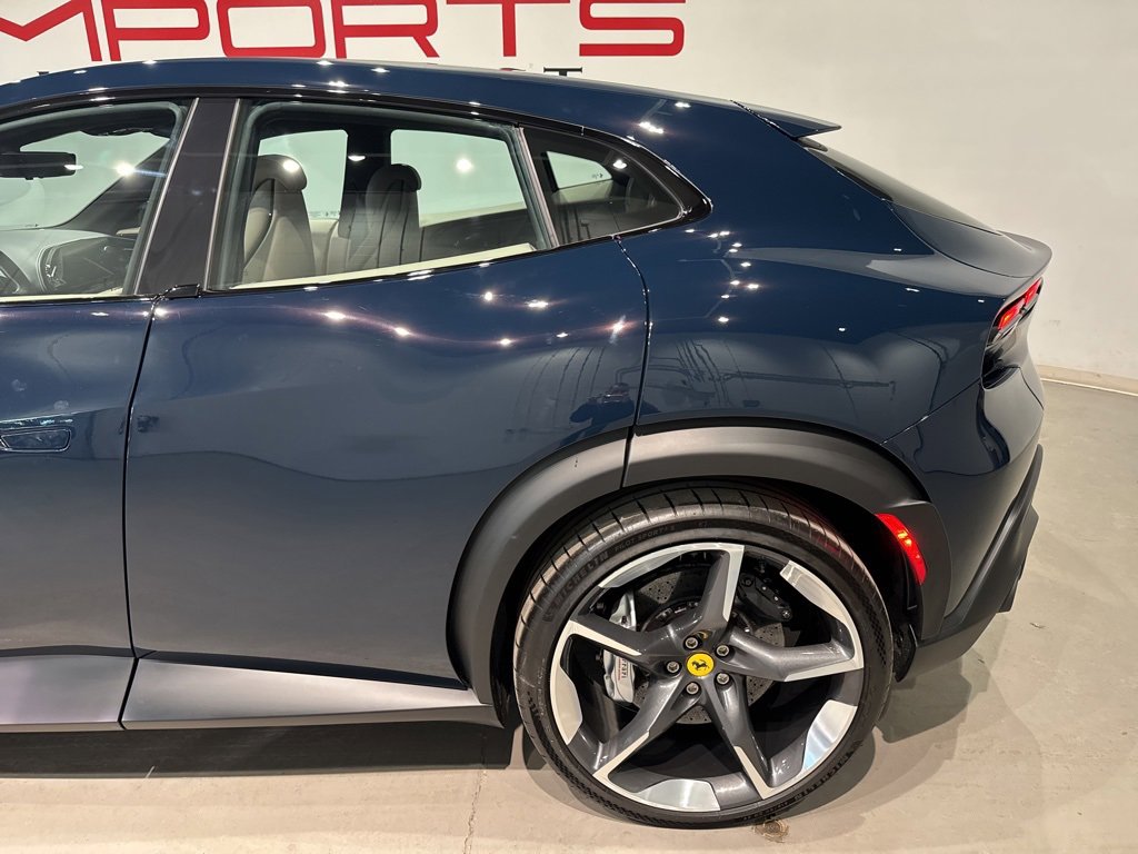 Used 2024 Ferrari Purosangue image 6