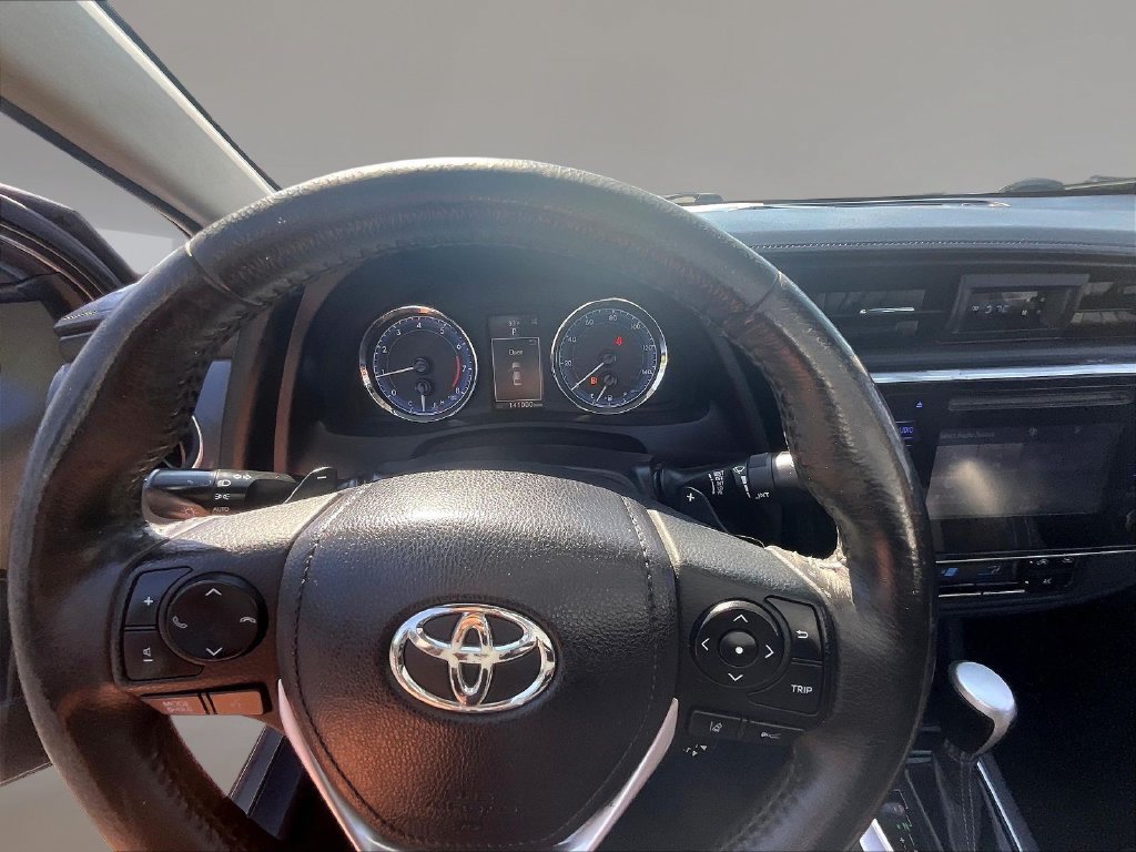 Used 2017 Toyota Corolla SE w/ Carpet Mat Package (TMS) FWD image 8
