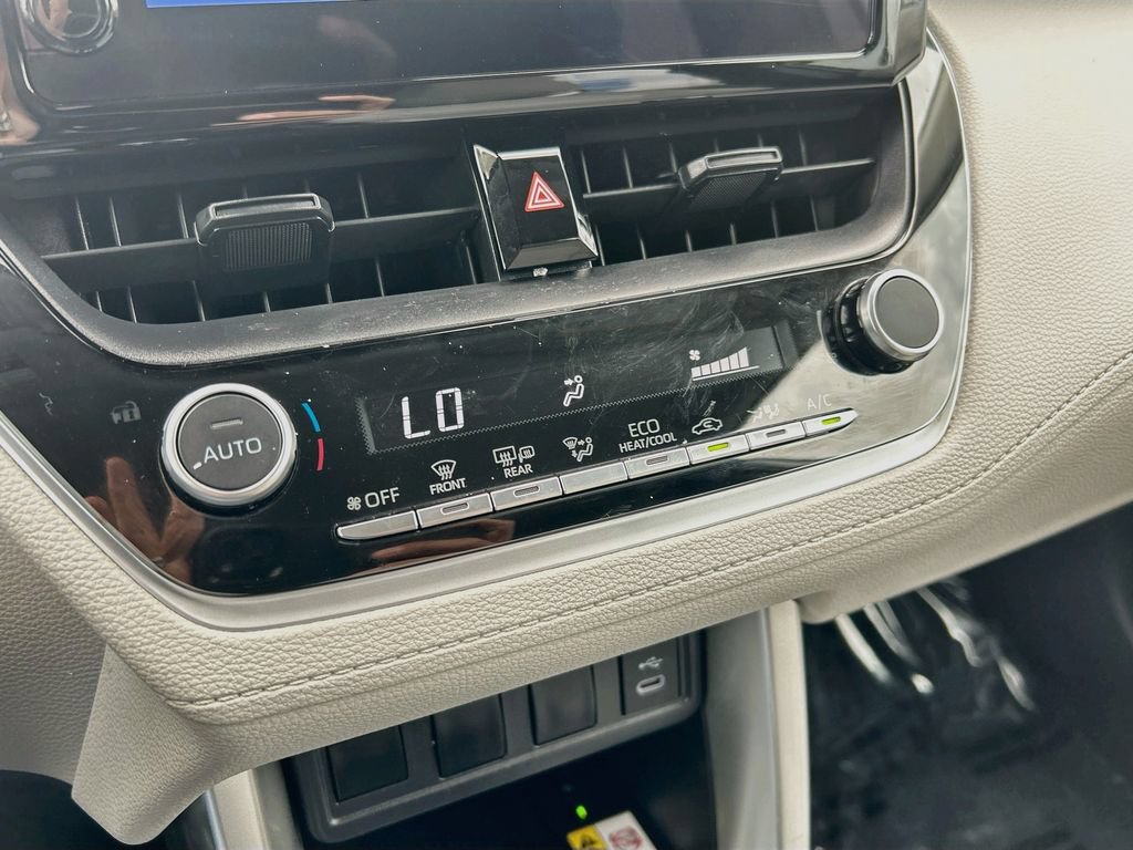Used 2023 Toyota Corolla Cross LE FWD image 15