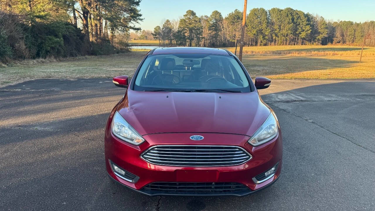 Used 2015 Ford Focus Titanium image 3