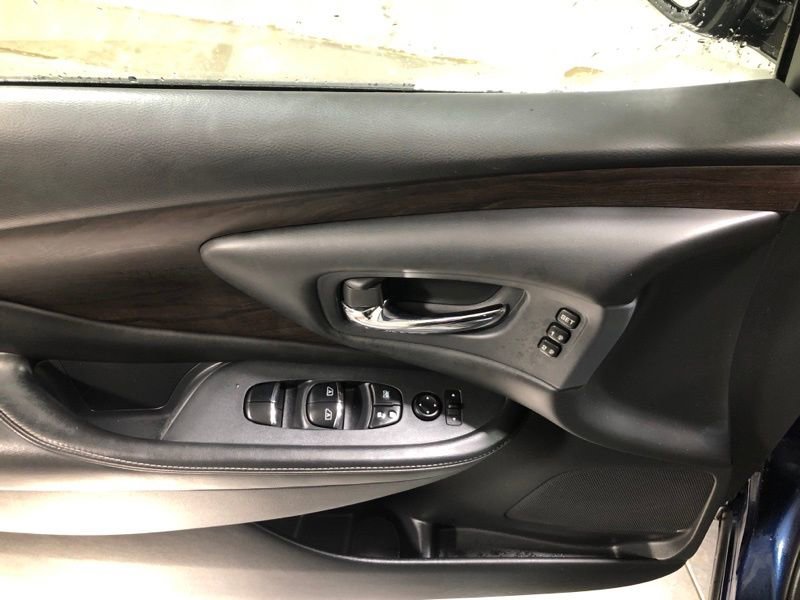 Used 2019 Nissan Murano Platinum image 21
