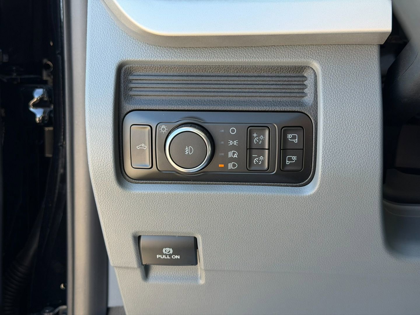 New 2026 Ford F350 XLT image 38