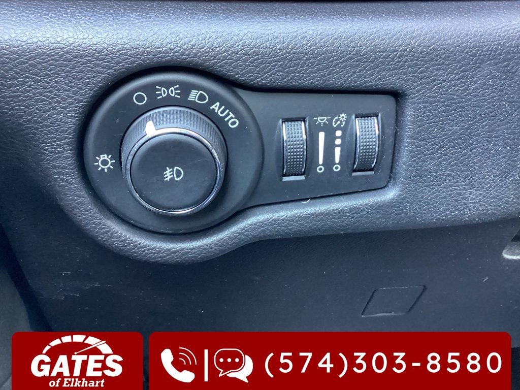 Used 2020 Chrysler Pacifica Touring-L Plus image 32