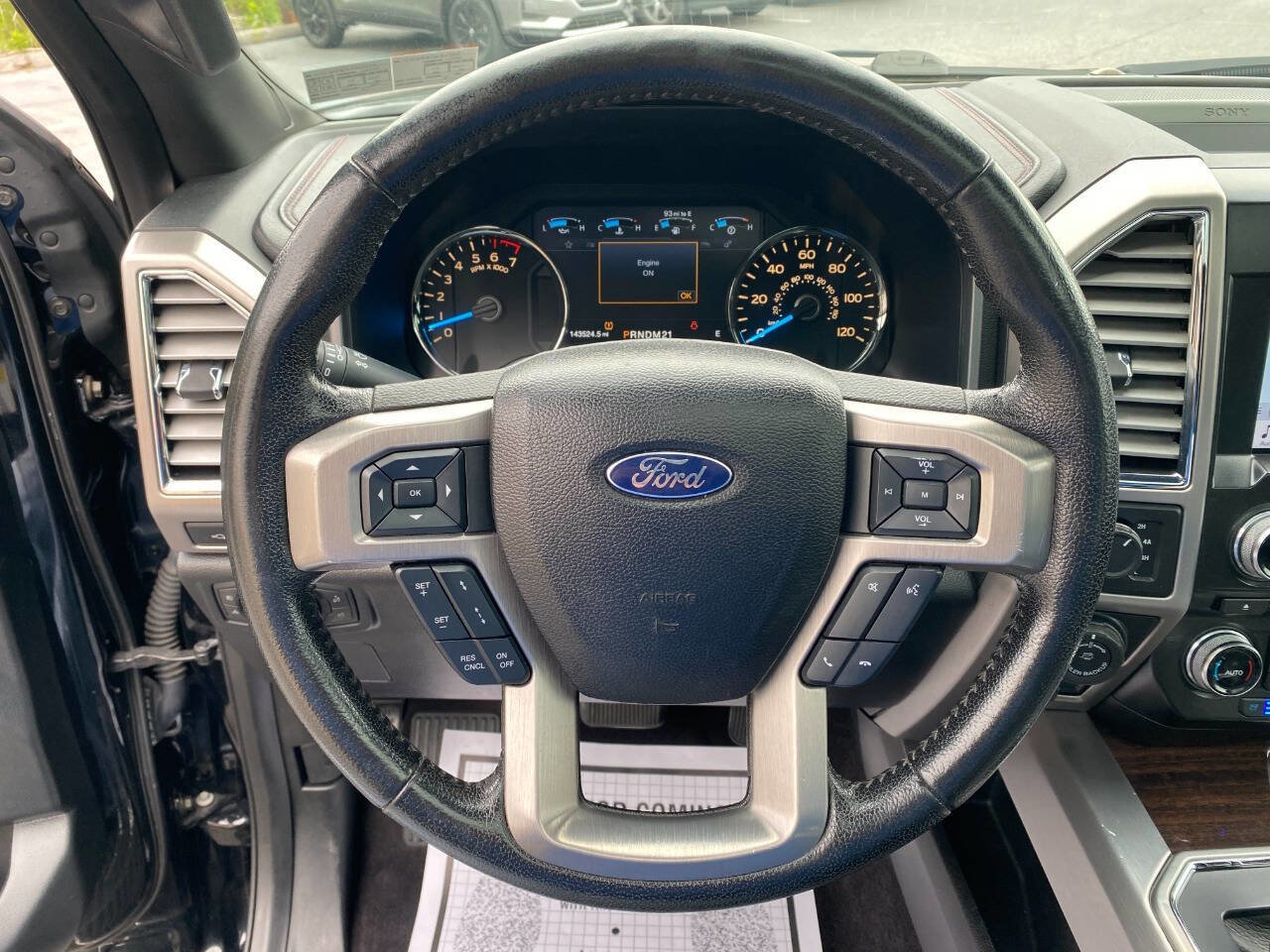 Used 2016 Ford F150 Platinum w/ Equipment Group 701A Luxury AWD/4WD image 13